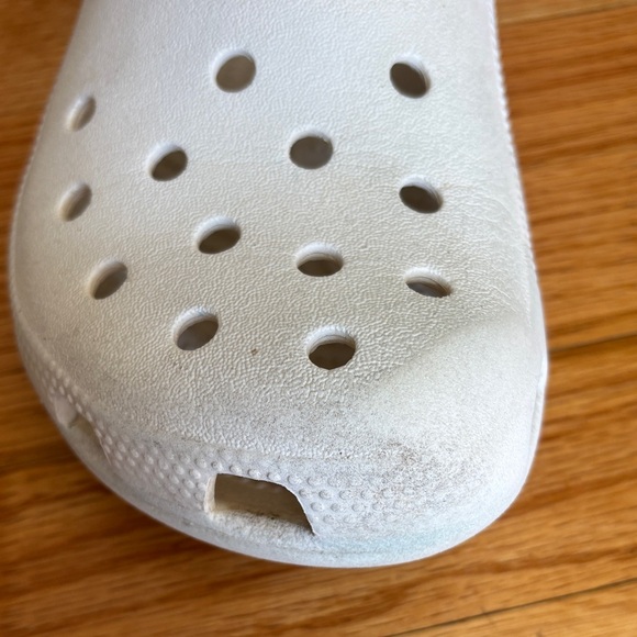 White Crocs - Picture 15 of 16
